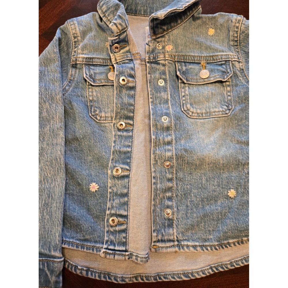 Cat & Jack Girls 5T Medium Wash Denim Jacket Embroidered Daisy Floral Snap Front - Picture 3 of 8